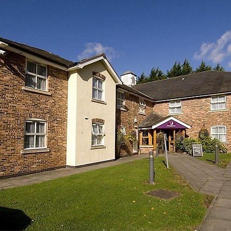 Premier Inn Premier Inn Wrexham North ภายนอก รูปภาพ